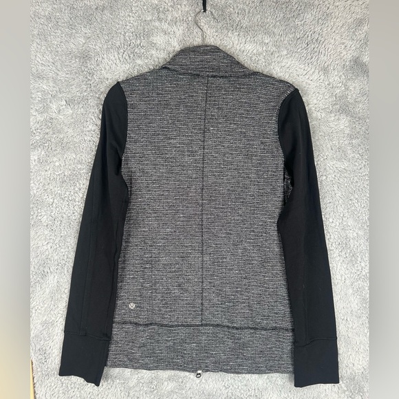 LULULEMON Daily Yoga Coco Pique Black Jacket Women’s, Size 6 - Picture 9 of 15